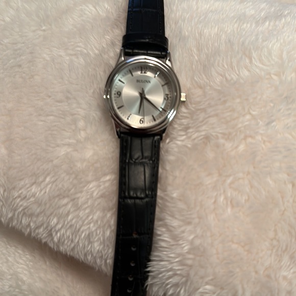 Bulova Watch - Picture 6 of 6